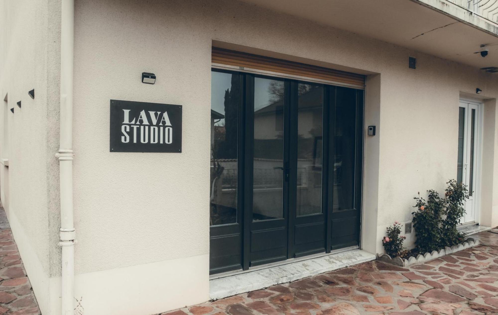 Lava Studio Пуатье Экстерьер фото